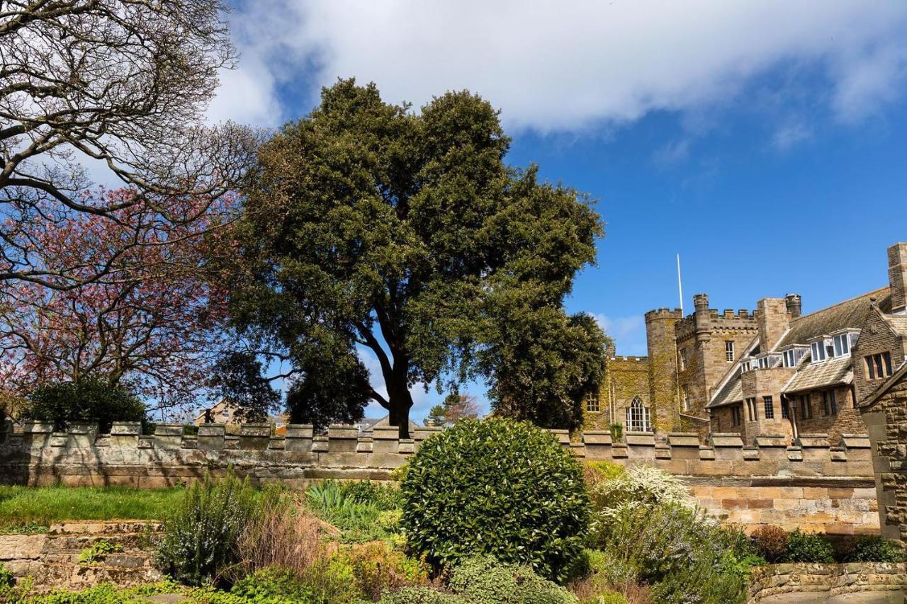 Hotel Sneaton Castle à Whitby Extérieur photo
