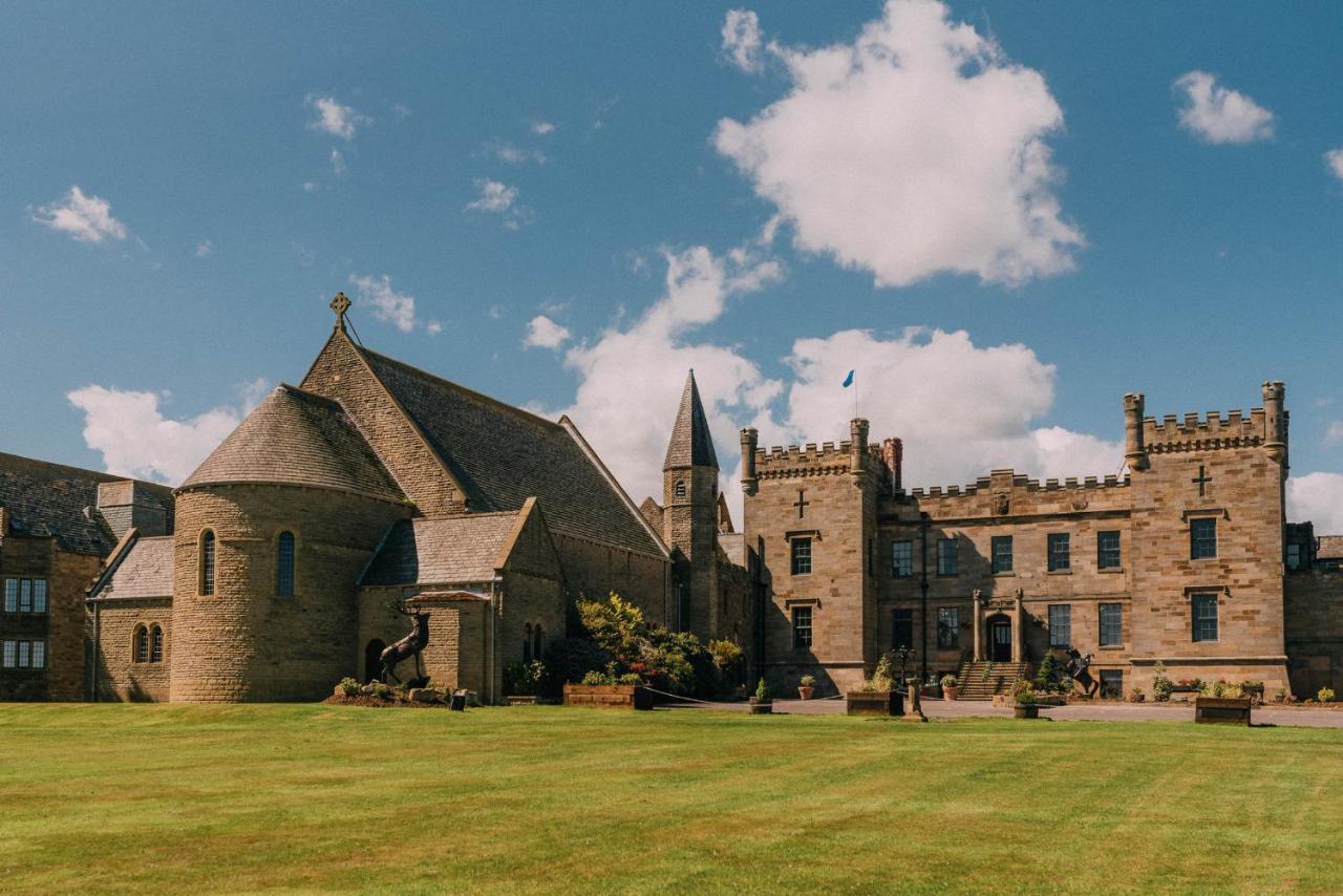Hotel Sneaton Castle à Whitby Extérieur photo